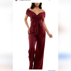 Enterizo para mujer muy elegante color rojo‎ vino